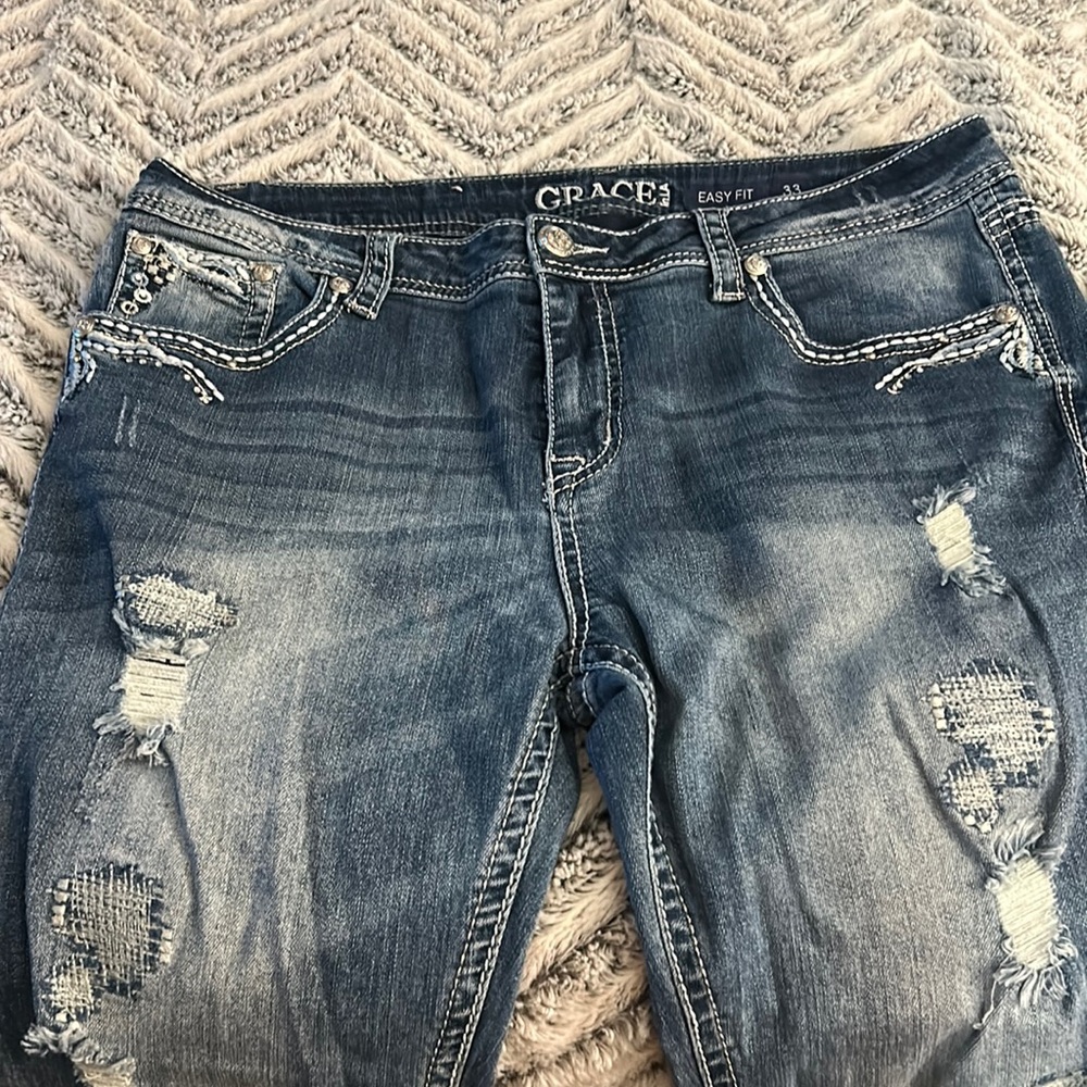 Grace in LA distressed jeans